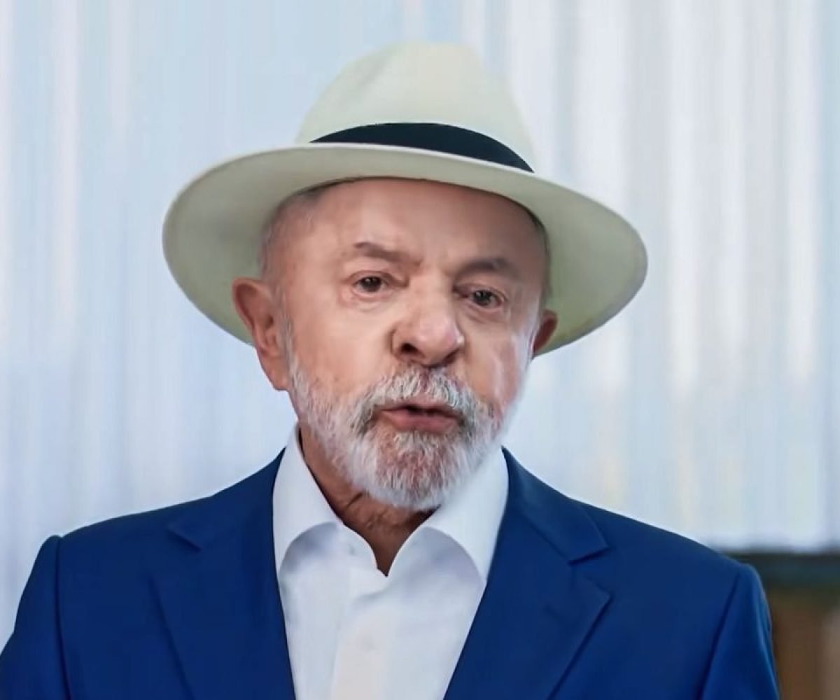 dar direito aos trabalhadores", disse Lula em cadeia nacional de Rádio e TV. "Se