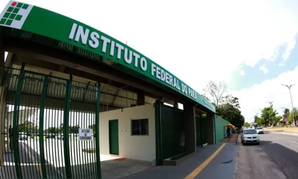 IFPA lança processos seletivos para professores substitutos com salários de até R$ 6,5 mil