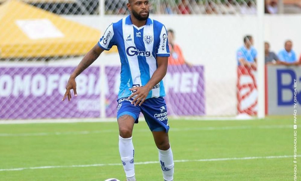 descumprimento de "normas internas" do time bicolor . Após ficar de fora do jogo
