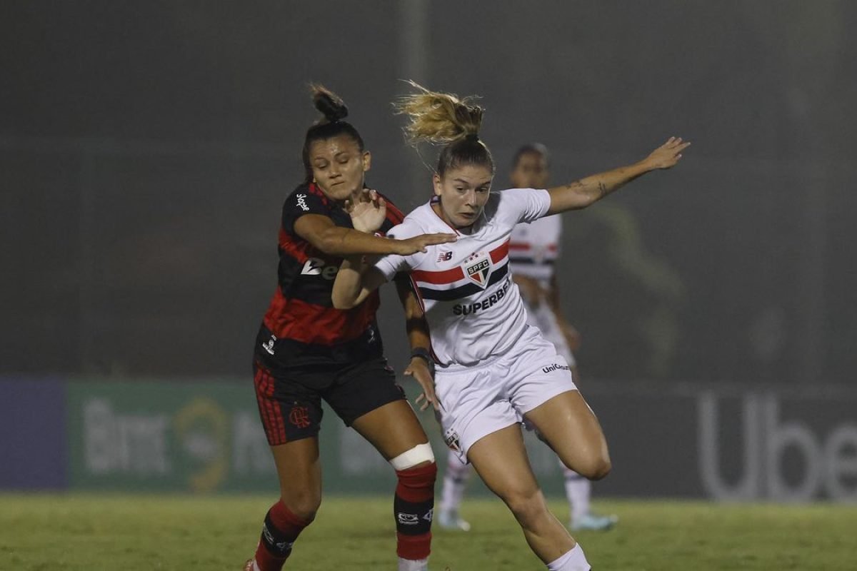 São Paulo supera Flamengo e assume vice-liderança no Brasileirão Feminino