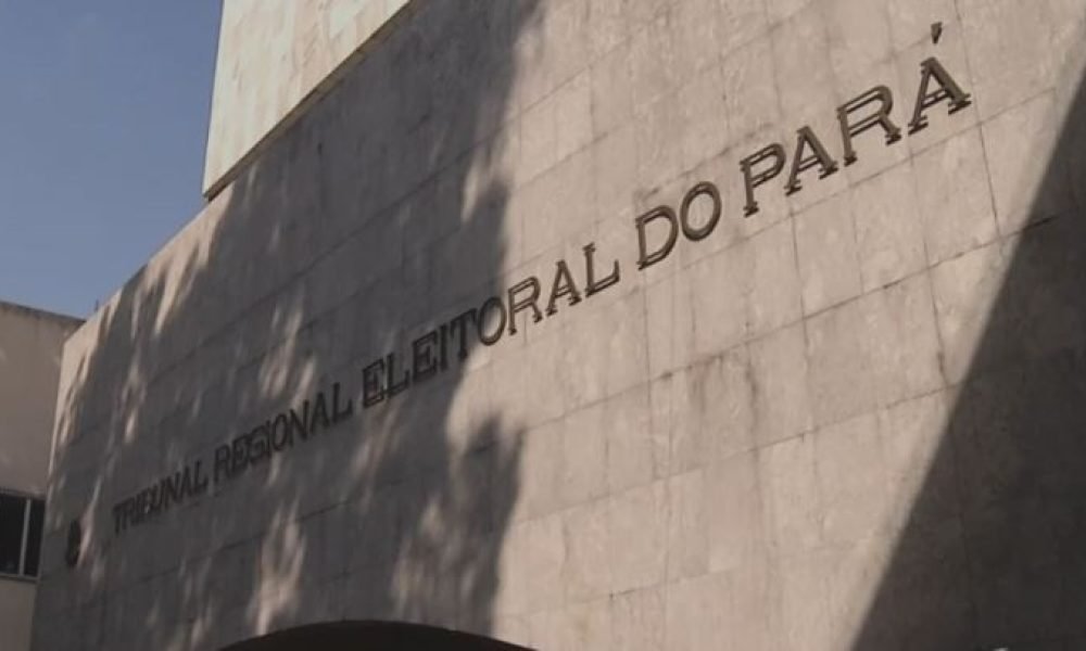 te, tomar posse em cargos públicos e realizar renovação de matrícula em institui