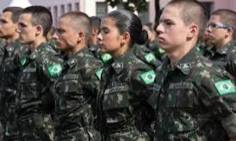 Exército prorroga prazo de inscrições para concurso da ESA com salários de até R$ 4 mil