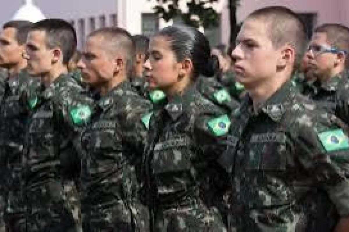 Exército prorroga prazo de inscrições para concurso da ESA com salários de até R$ 4 mil
