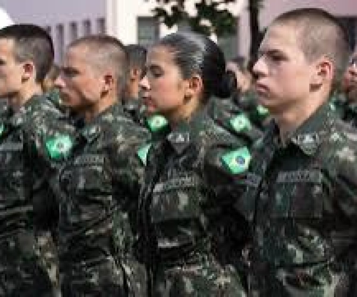 Exército prorroga prazo de inscrições para concurso da ESA com salários de até R$ 4 mil