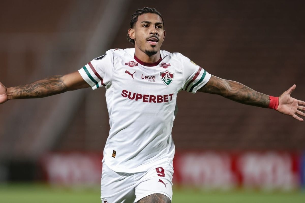 Com gol nos acréscimos, Fluminense arranca empate na Argentina e respira na Libertadores