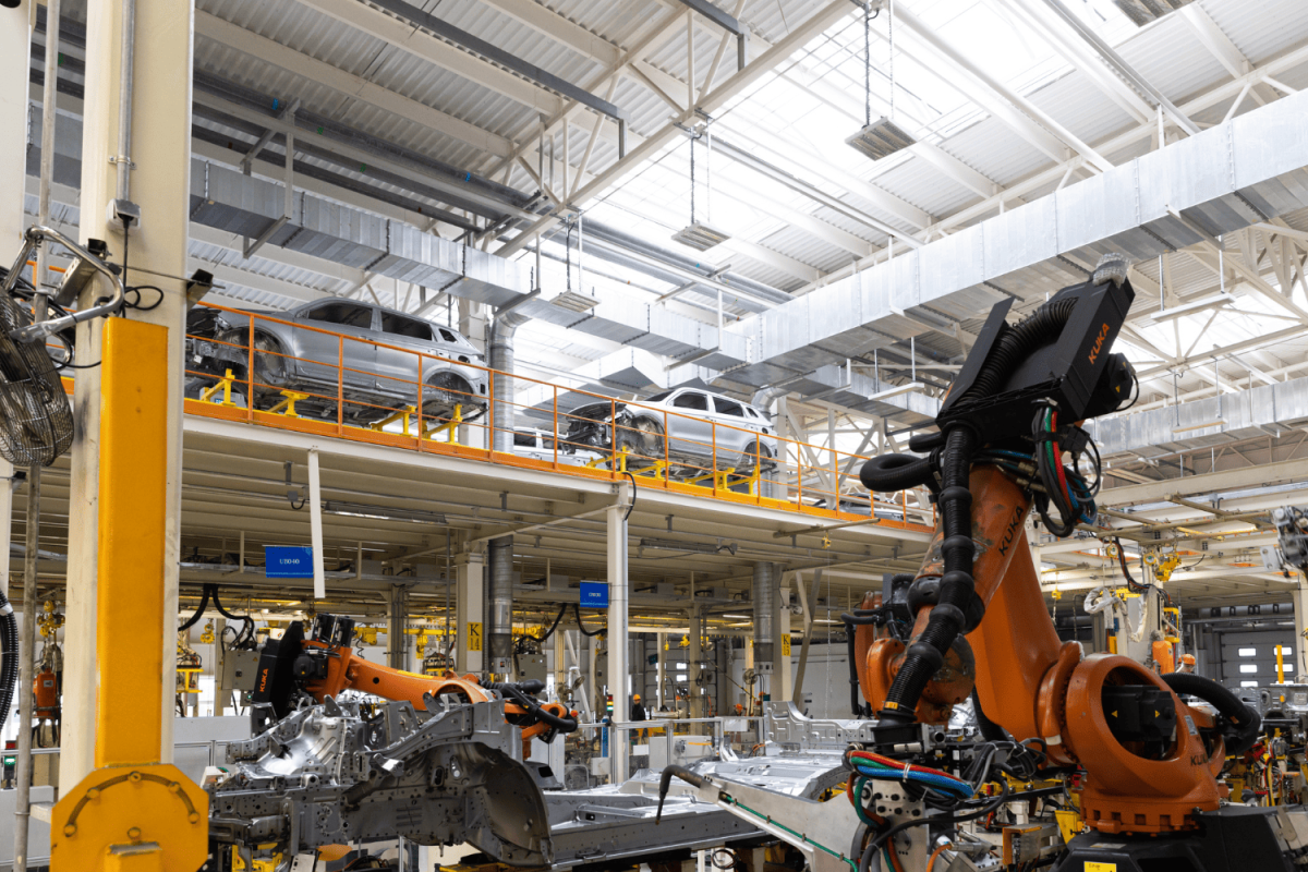 Entre os produtos incluídos estão motores diesel de grande potência, baterias industriais de alta capacidade e máquinas industriais com comando numérico computadorizado