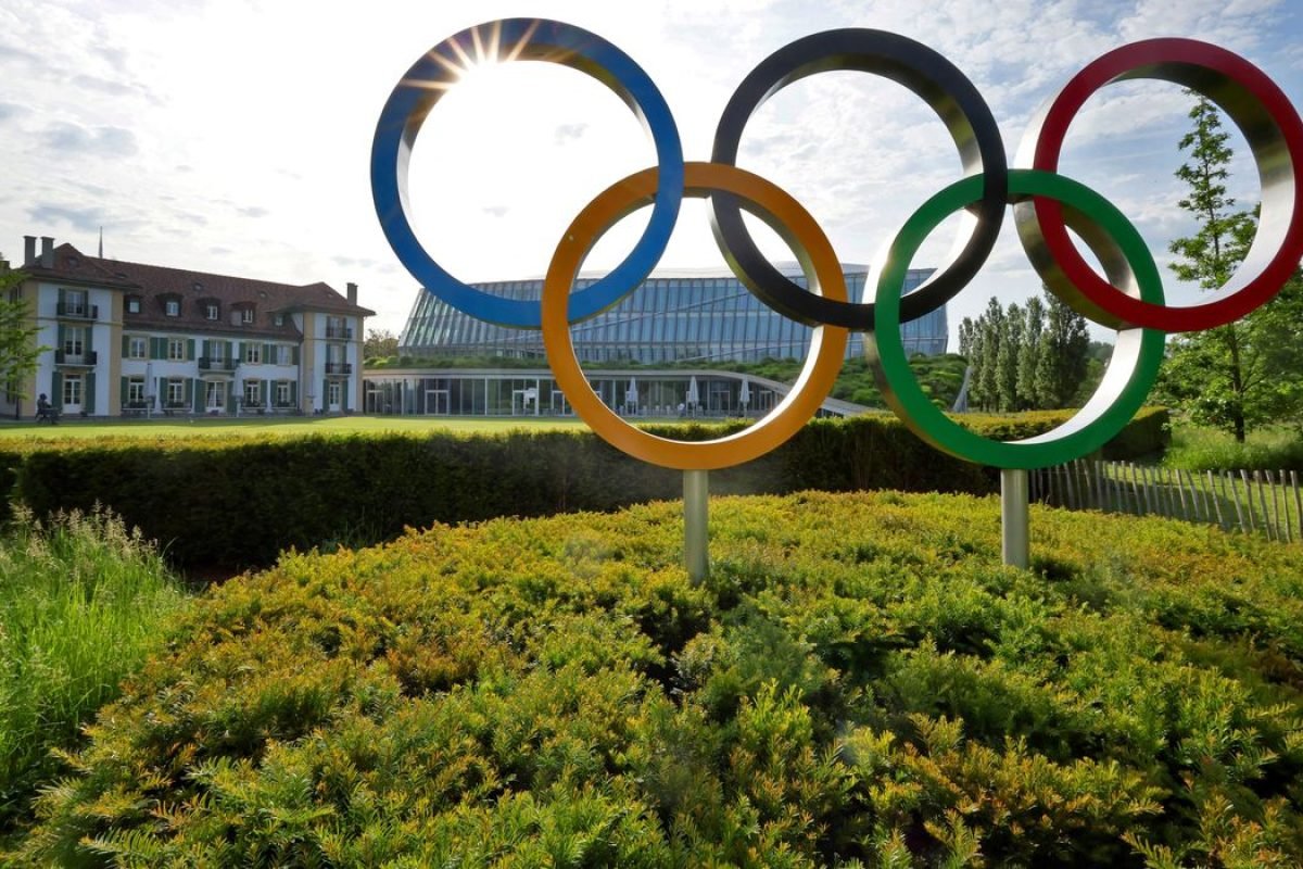 Atletas bielorrussos voltam a usar hino e bandeira rumo a Los Angeles 2028 após decisão do COI