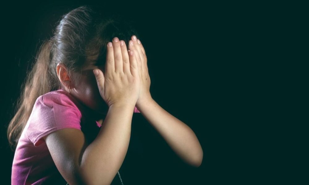 profissionais das áreas de psicologia, pedagogia, assistência social e direito