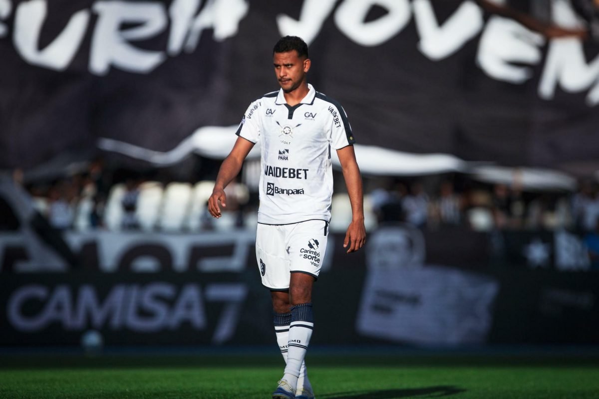2 a 1 , o Alviverde suou para ficar no empate em 1 a 1 com o Santos dentro do Al