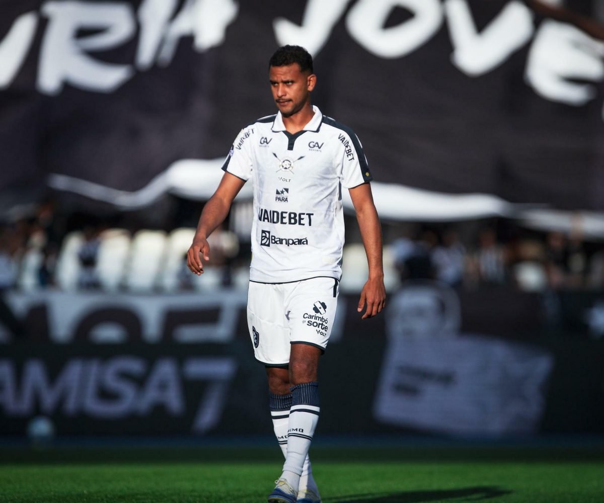 2 a 1 , o Alviverde suou para ficar no empate em 1 a 1 com o Santos dentro do Al