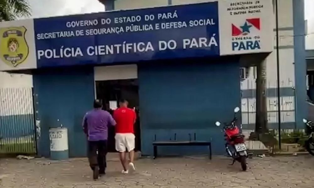 meio da Delegacia Especializada no Atendimento à Criança e ao Adolescente (Deaca