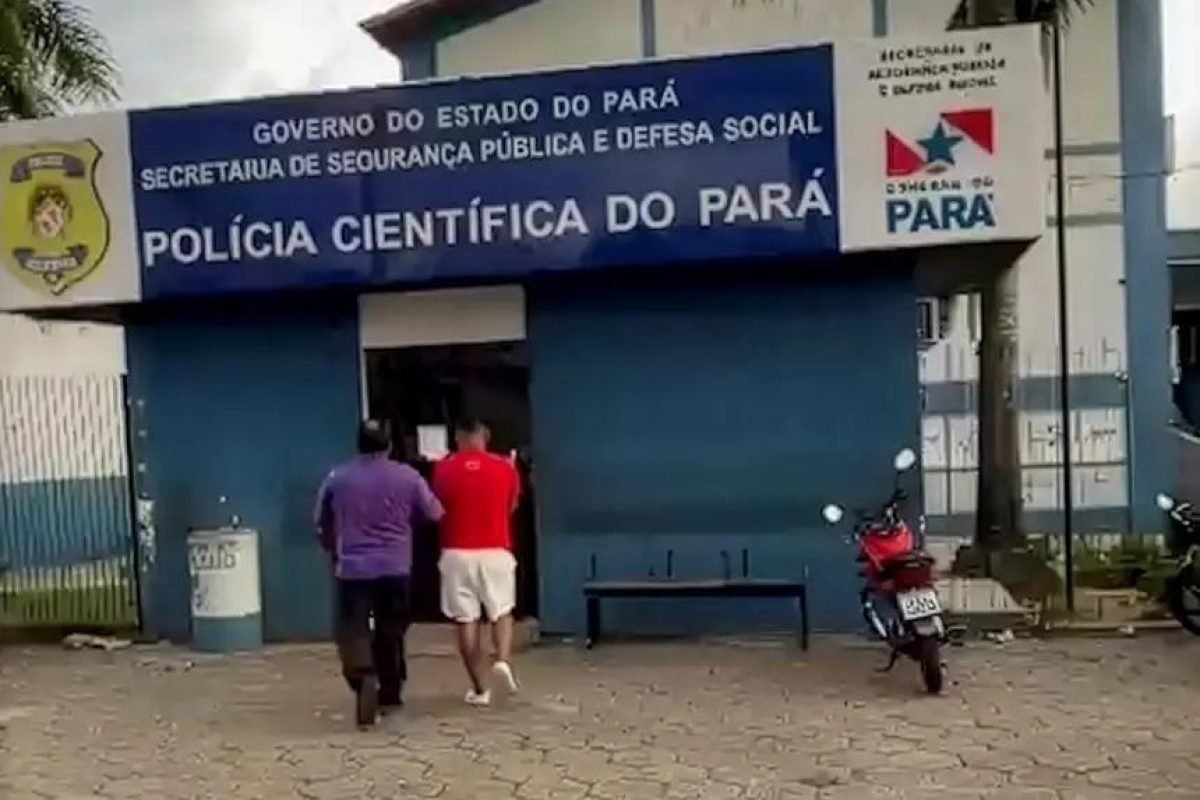 meio da Delegacia Especializada no Atendimento à Criança e ao Adolescente (Deaca