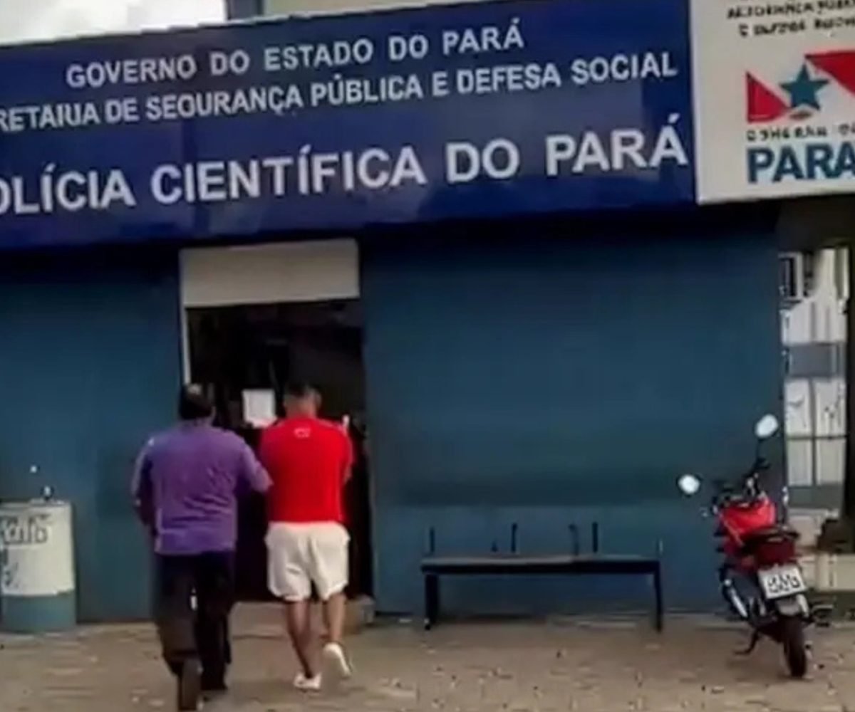 meio da Delegacia Especializada no Atendimento à Criança e ao Adolescente (DEACA