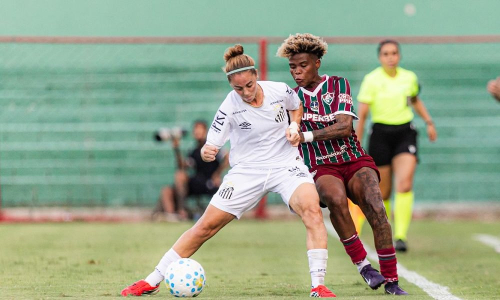 Sereias da Vila quebram jejum e vencem Fluminense por 2 a 0 no Brasileiro Feminino