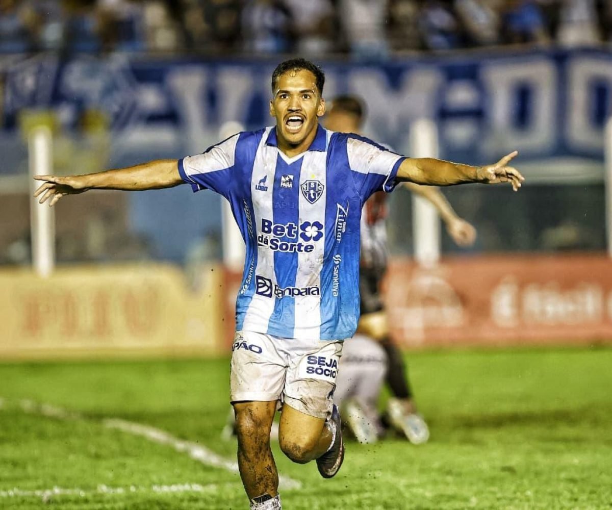 al deste sábado (9), na Curuzu. Em uma partida interrompida por cerca de 30 minu