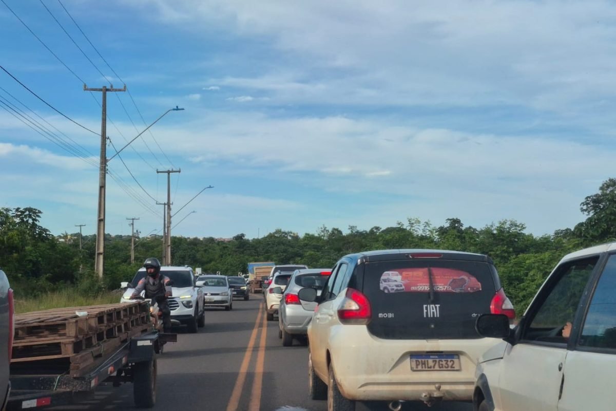 Congestionamento registrado na Nova Moaçara Dominique Cavaleiro/g1