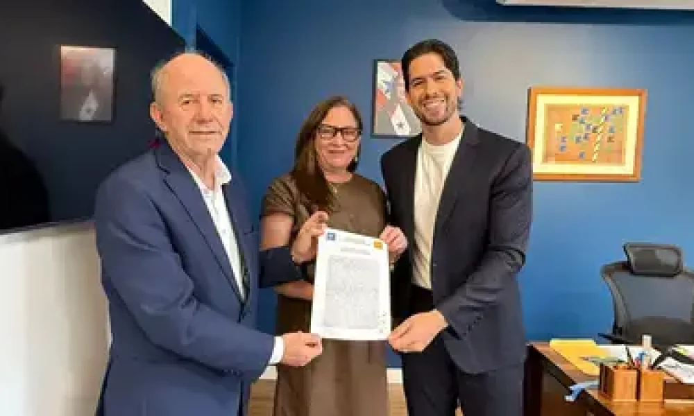 René Sousa (Sefa); secretária Semear, Carmem Fischer e presidente da FCP, Ygor Kahwage