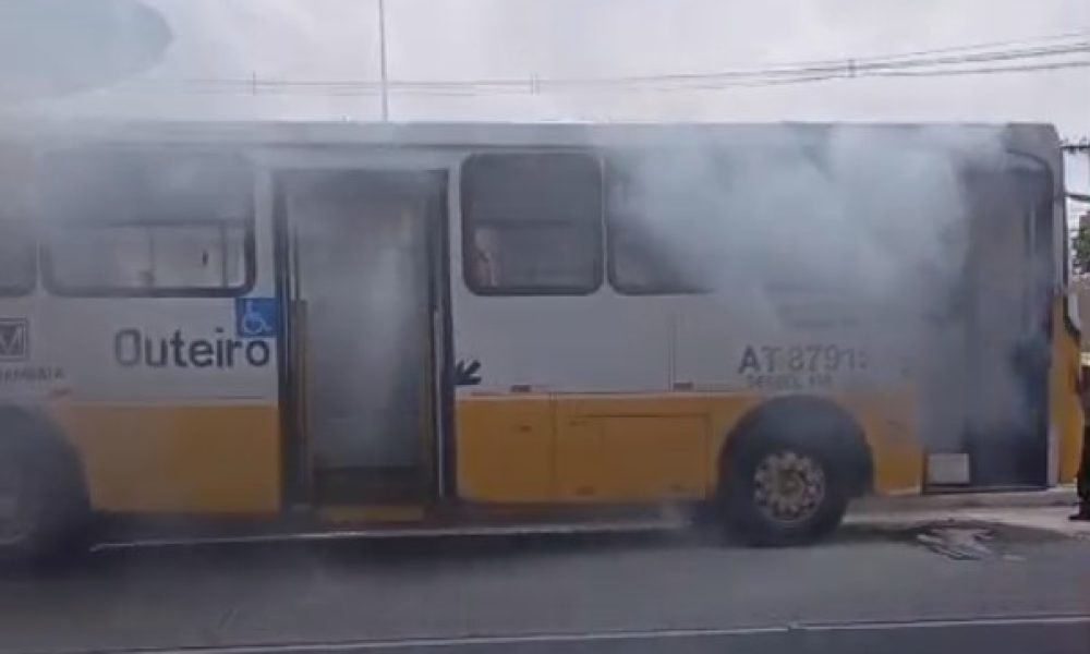 te público metropolitano e registrou interrupções momentâneas no serviço. A fuma