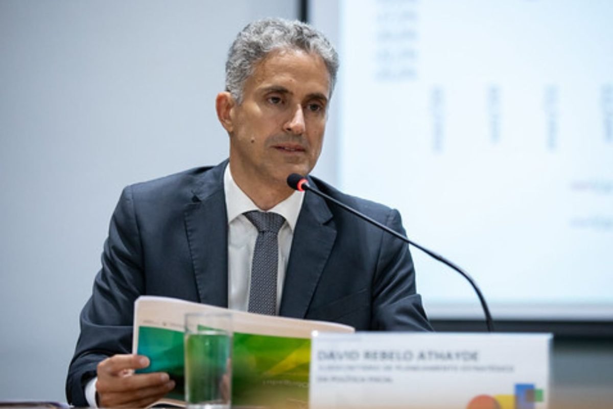 David Athayde assume a vaga da economista Viviane Varga, que estava no cargo desde janeiro de 2023