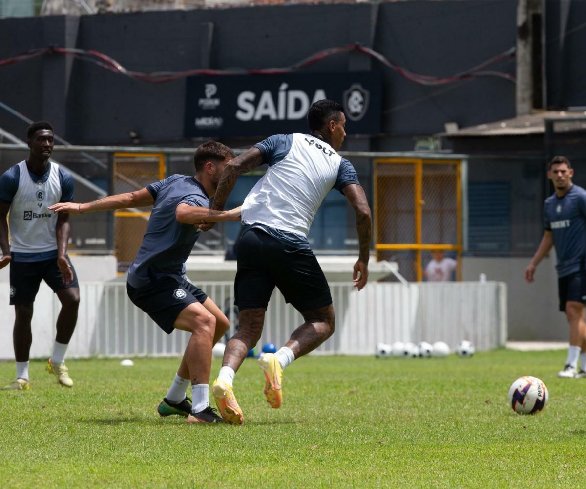 uma sequência recente de bons resultados, o Remo recebe o Bahia nesta quarta-fei