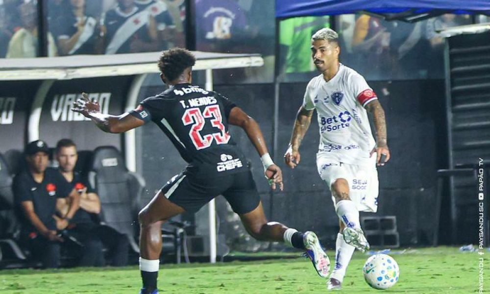 Matheus Lima/Vasco" style="float: left; width: 100%; margin: 30px -1px; border: 1px solid rgba(0,0,0