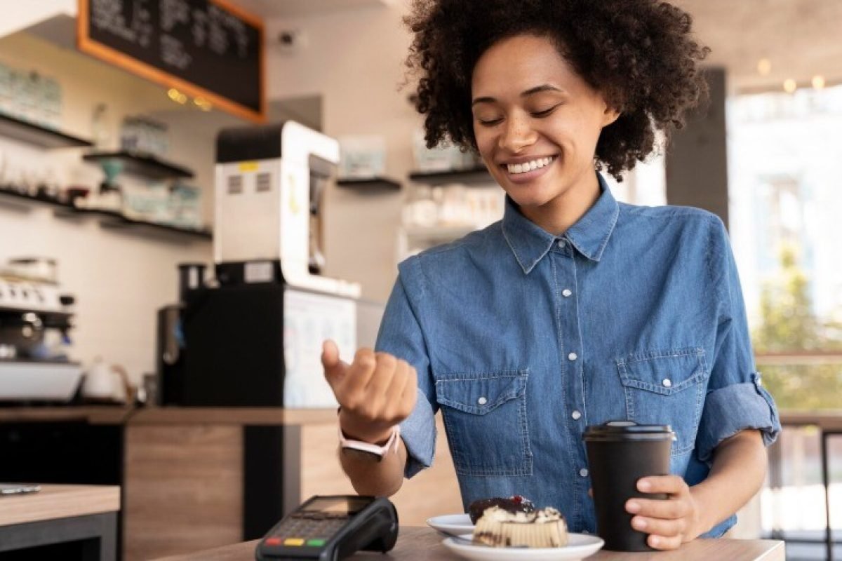 aplicativos e consumos automáticos, impactam significativamente as finanças. Con