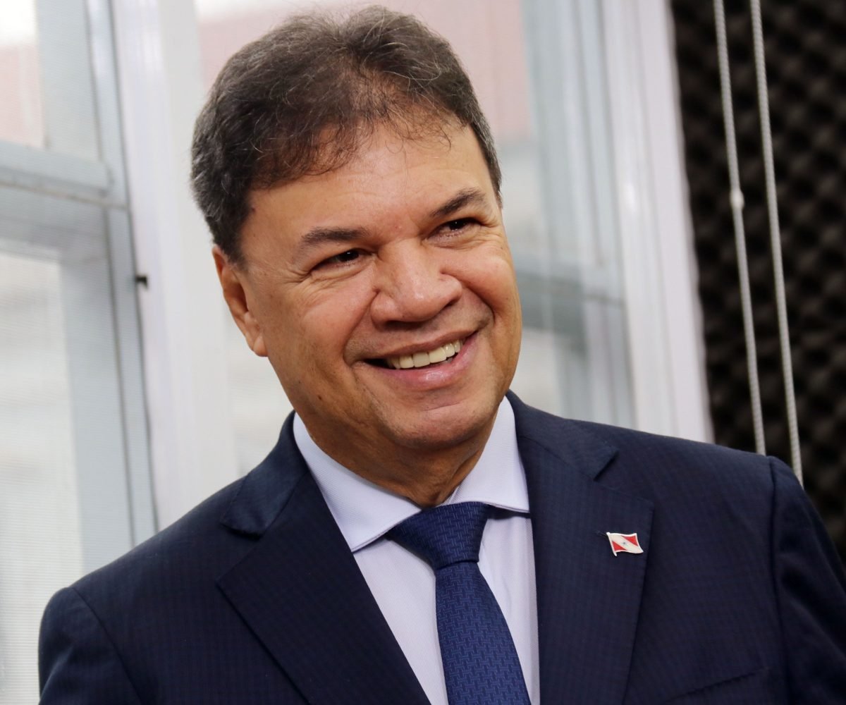 guilherme-thorres.jpeg" />
