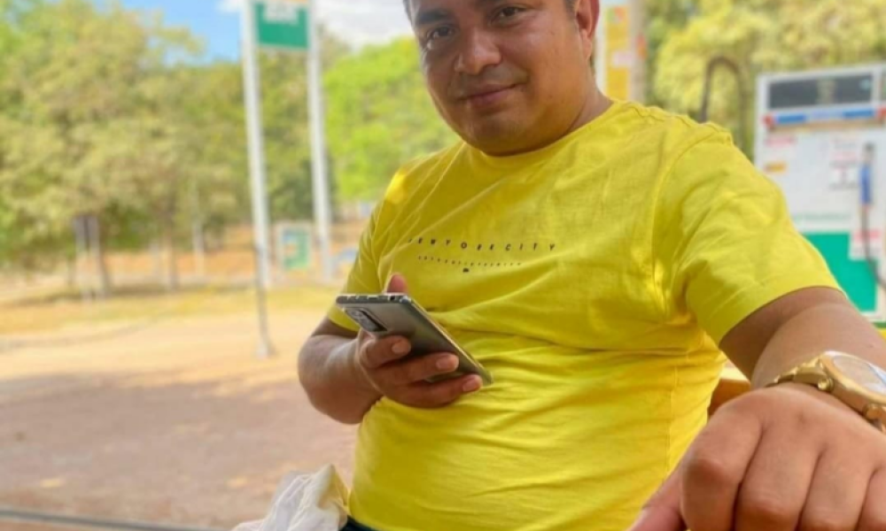 ciúmes. De acordo com a apuração policial, a jovem foi assassinada por asfixia m