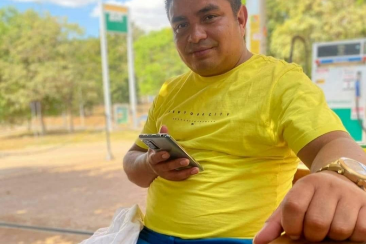 ciúmes. De acordo com a apuração policial, a jovem foi assassinada por asfixia m