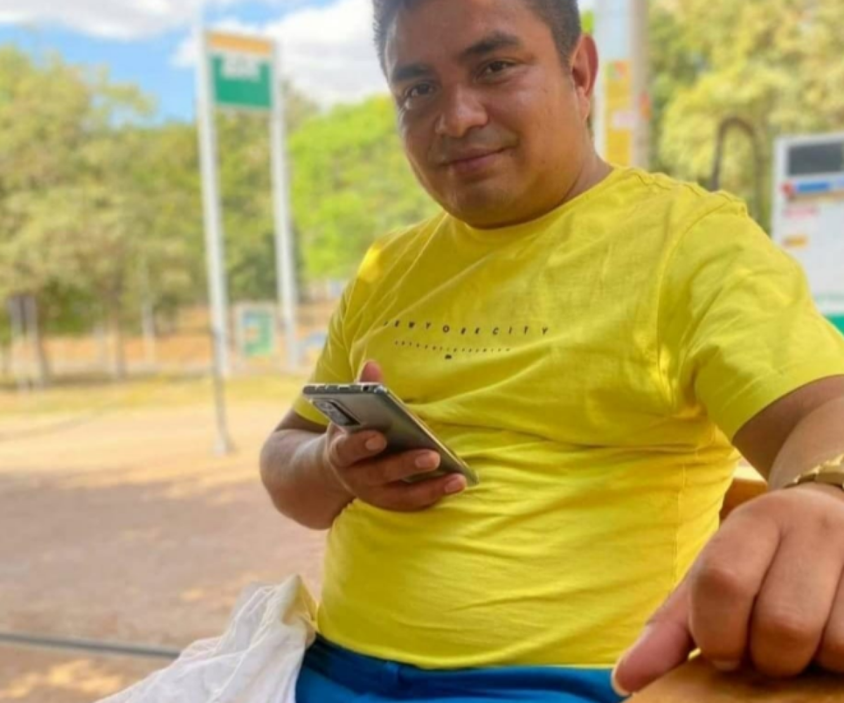 ciúmes. De acordo com a apuração policial, a jovem foi assassinada por asfixia m