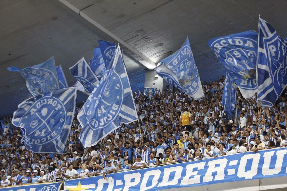 meio das redes sociais do clube. Veja: [instagram=DYX8fIWB7y1] O confronto em Be