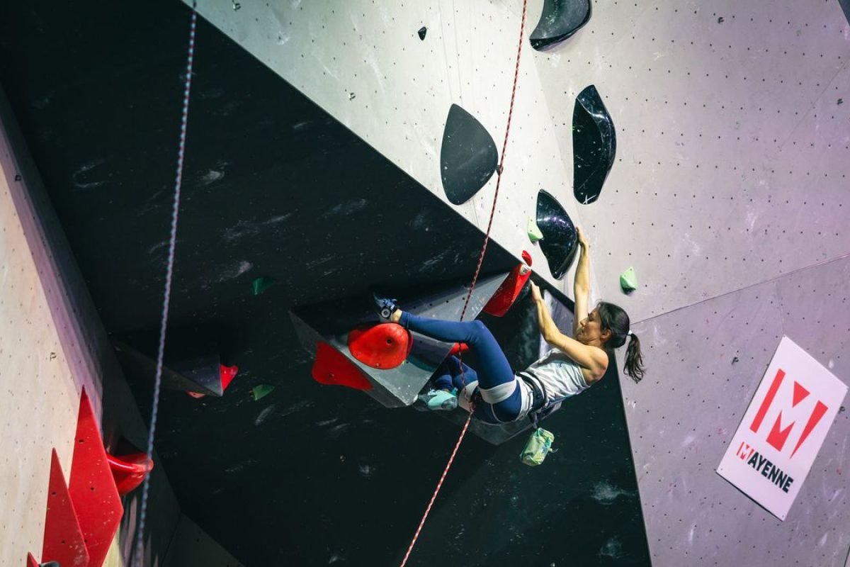 Marina Dias conquista tricampeonato na Copa do Mundo de paraescalada nos EUA