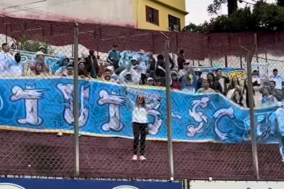t Club nas redes sociais do clube, na tarde deste domingo (17), mostrou a torcid