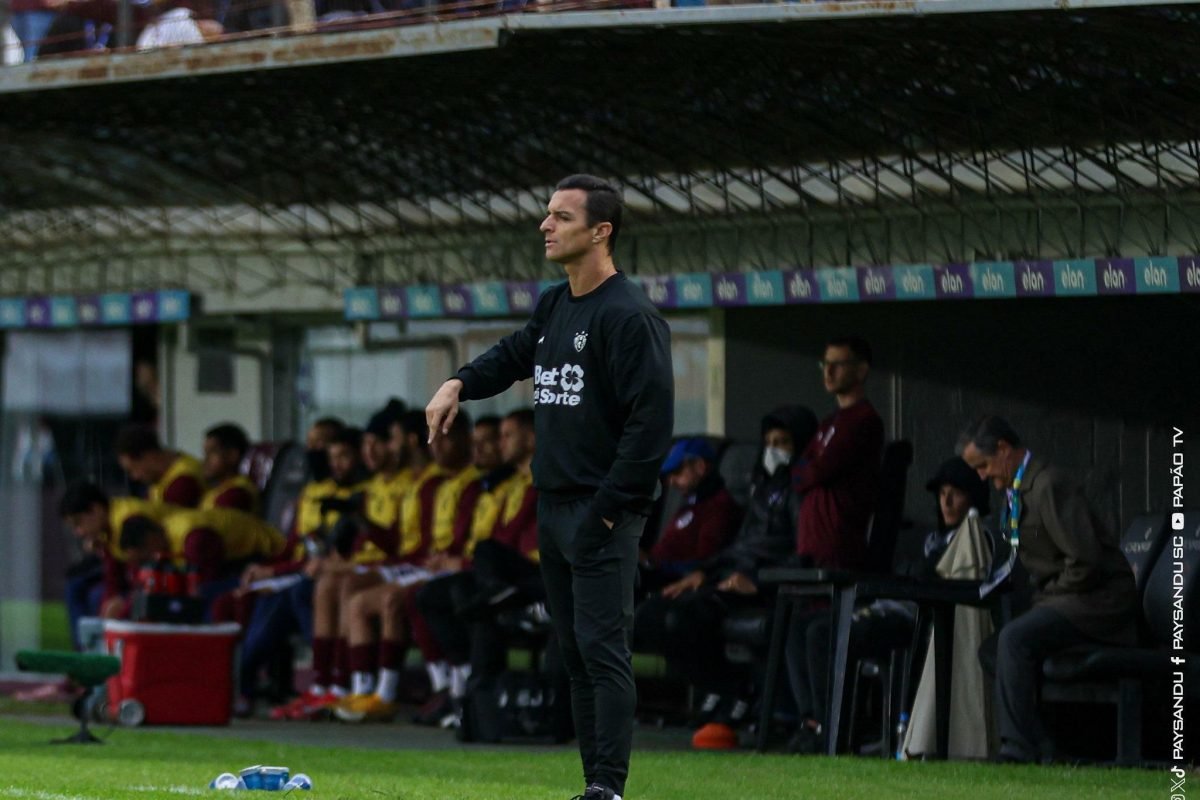 2 a 0. Além disso, o Bicola terminou o jogo na bronca com a arbitragem, que, em