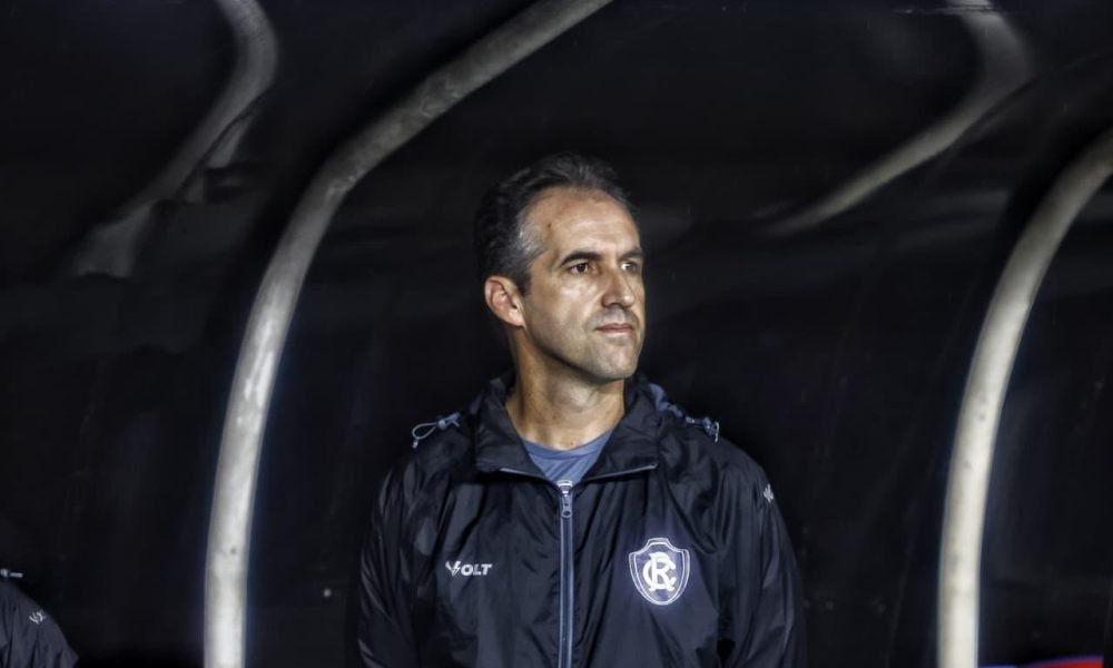 ada ao vencer a Chapecoense por 3 a 2, fora de casa, em jogo movimentado pela Sé