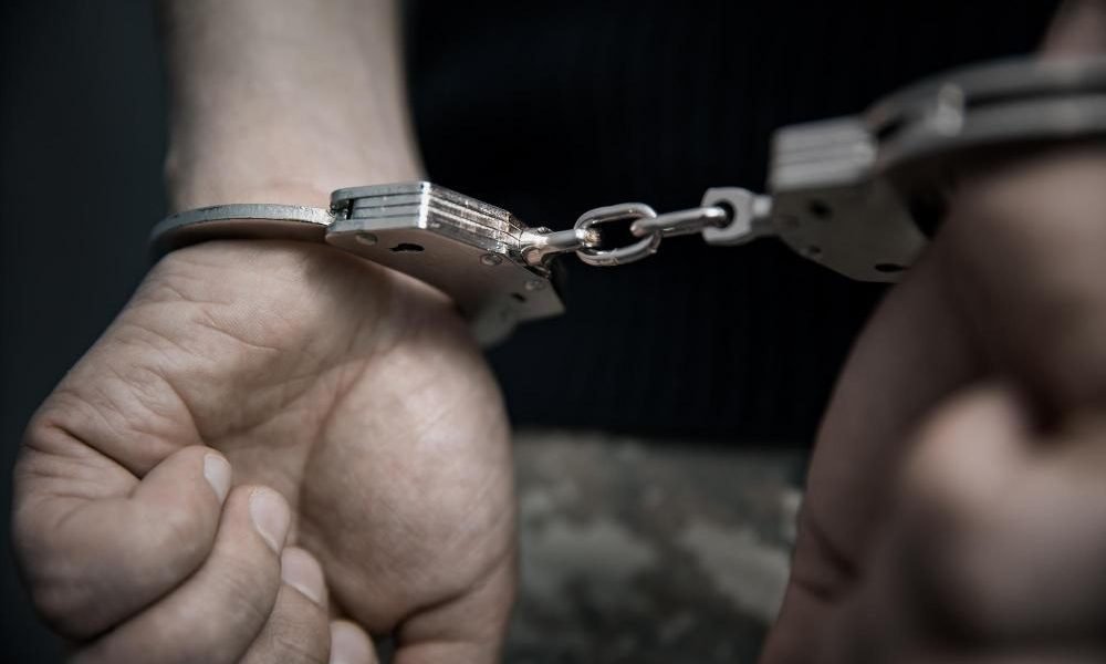 ciúmes. De acordo com o relato da mulher à polícia, o caso aconteceu na noite de