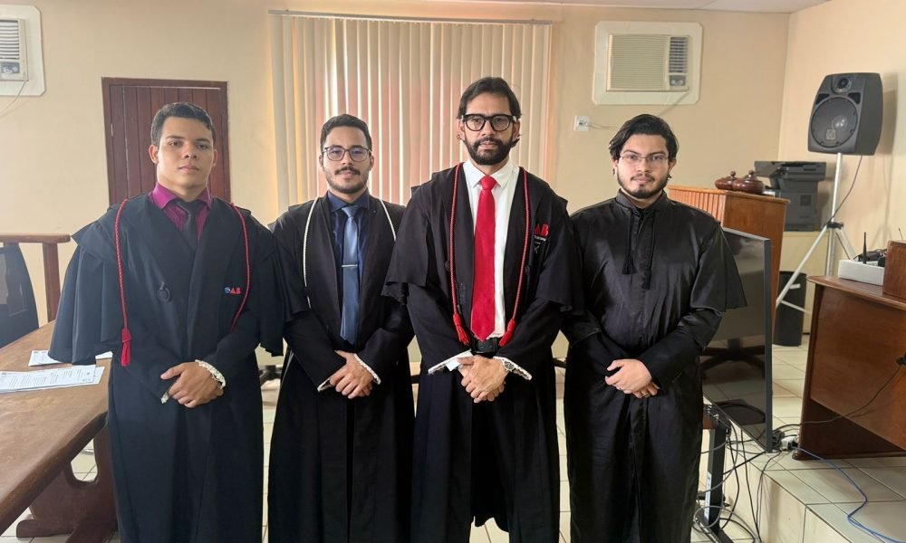 Emanuel Ribeiro Silva. Os advogados criminalistas Diego Adriano Freires, Caio Ga