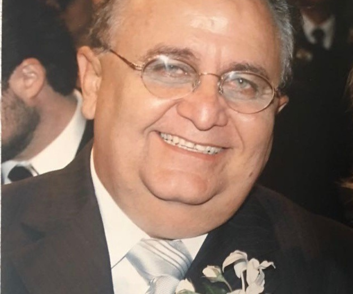 tância do profissional na história azulina. Sérgio Augusto integrou o departamen