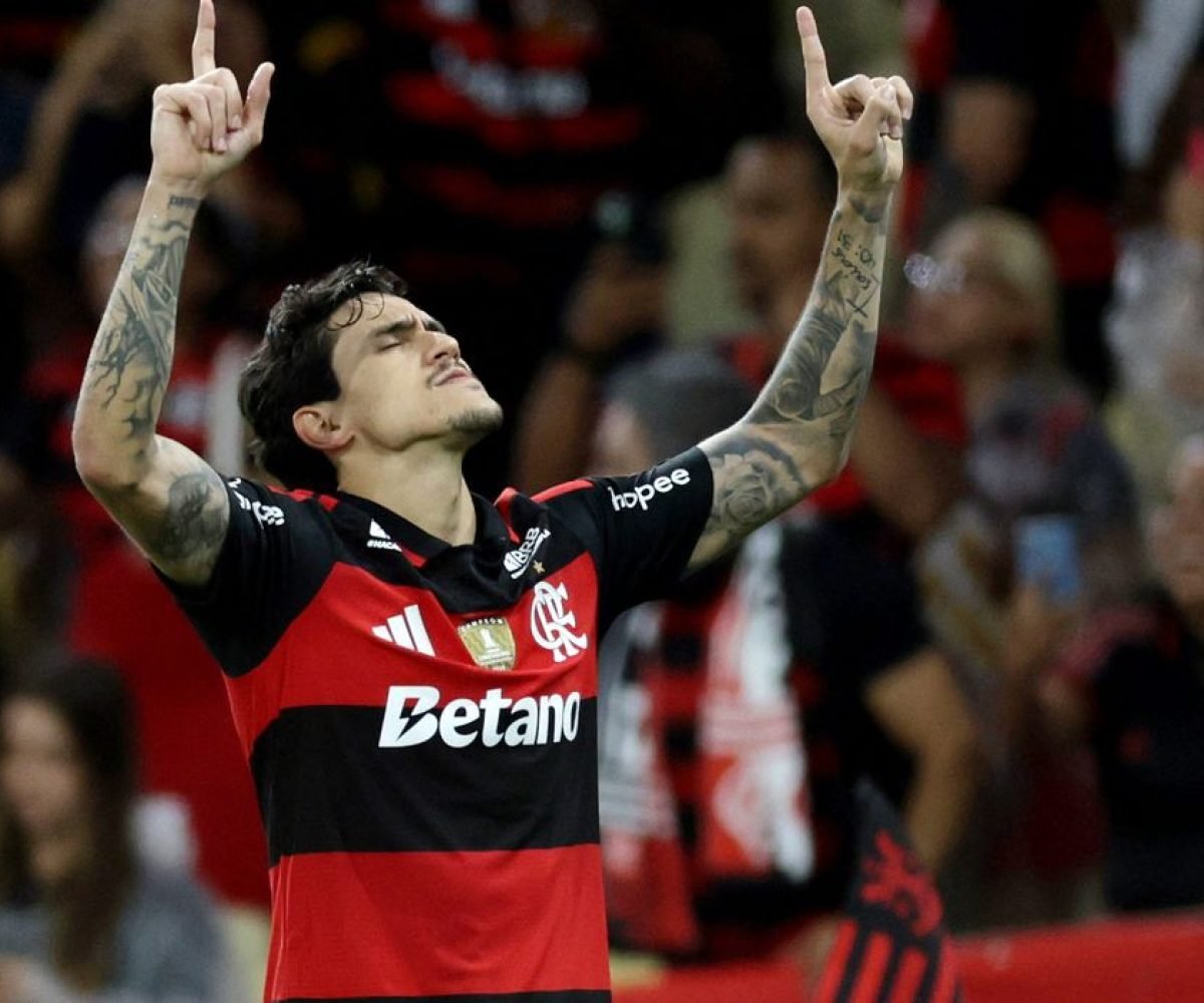 Com gol de Pedro, Flamengo garante vaga antecipada nas oitavas da Libertadores
