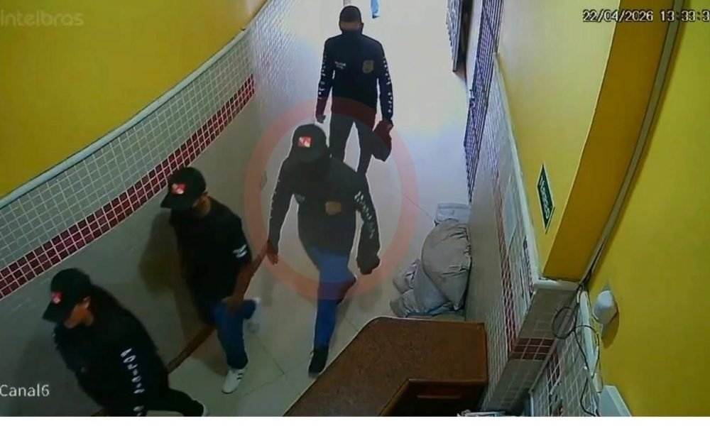 Suspeito de roubo a joalheria é baleado durante abordagem da Polícia Civil em Belém Reprodução/TV Liberal