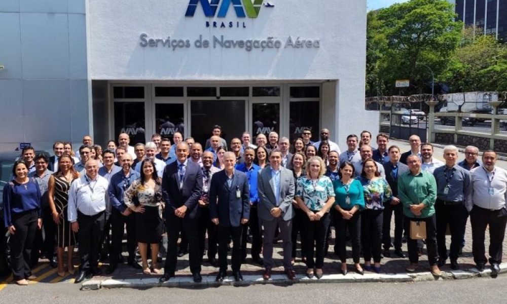 Concurso da NAV Brasil passa por retificação e mantém salários de até R$ 10,8 mil