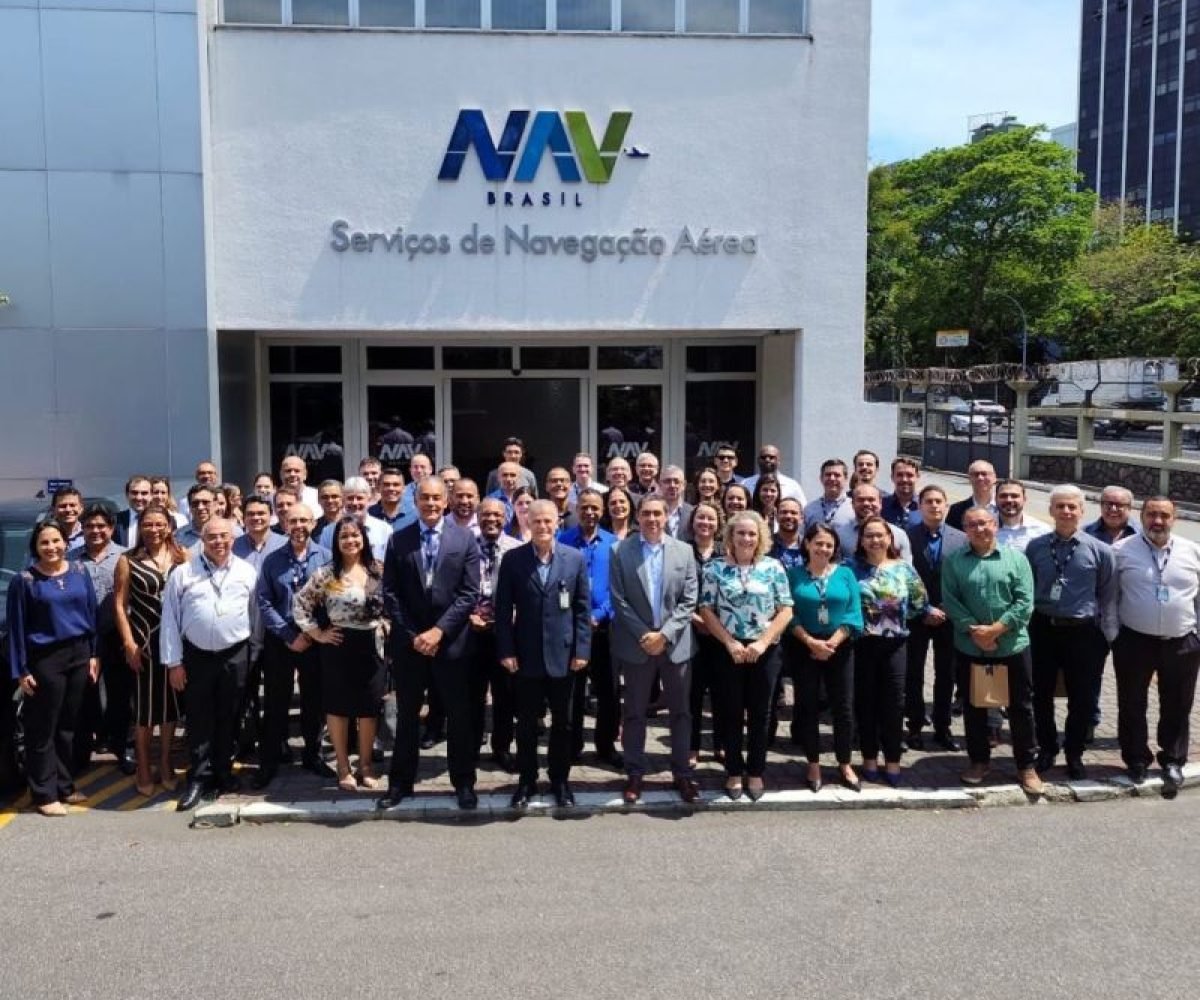 Concurso da NAV Brasil passa por retificação e mantém salários de até R$ 10,8 mil