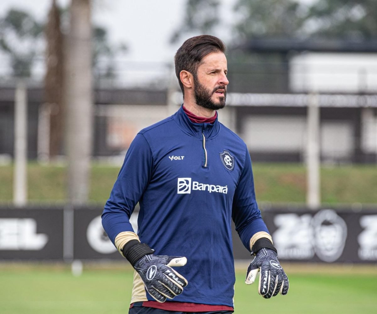 Marcelo Rangel; relembre!]] [[(standard.Article) Remo consegue sair da zona de r