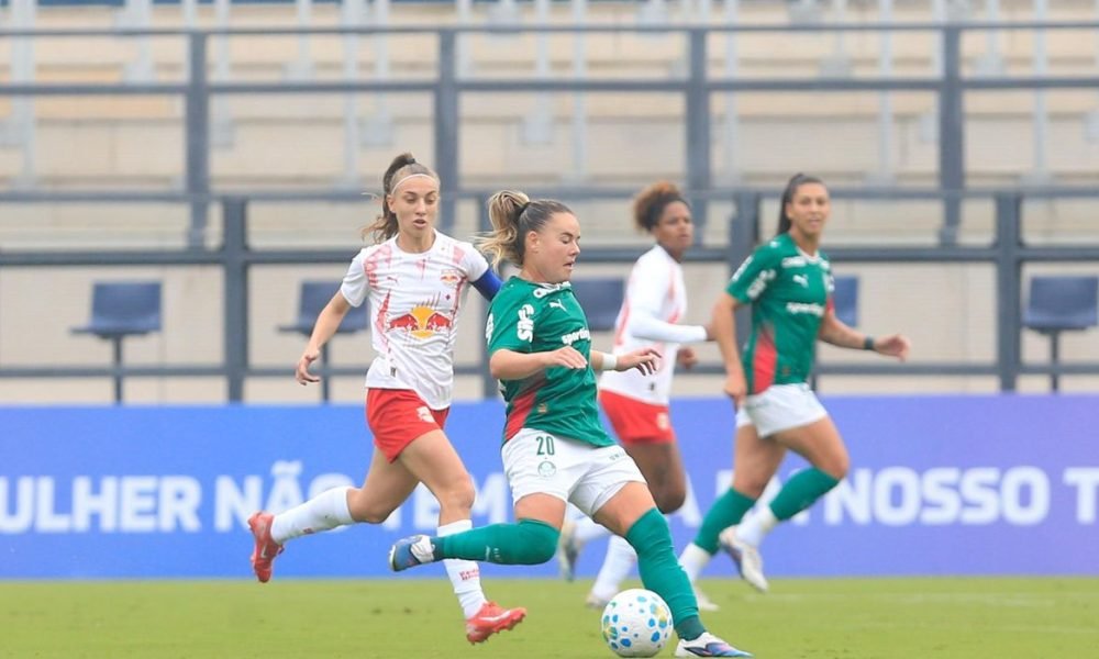 Futebol feminino: Palmeiras vence Bragantino e assume liderança provisória