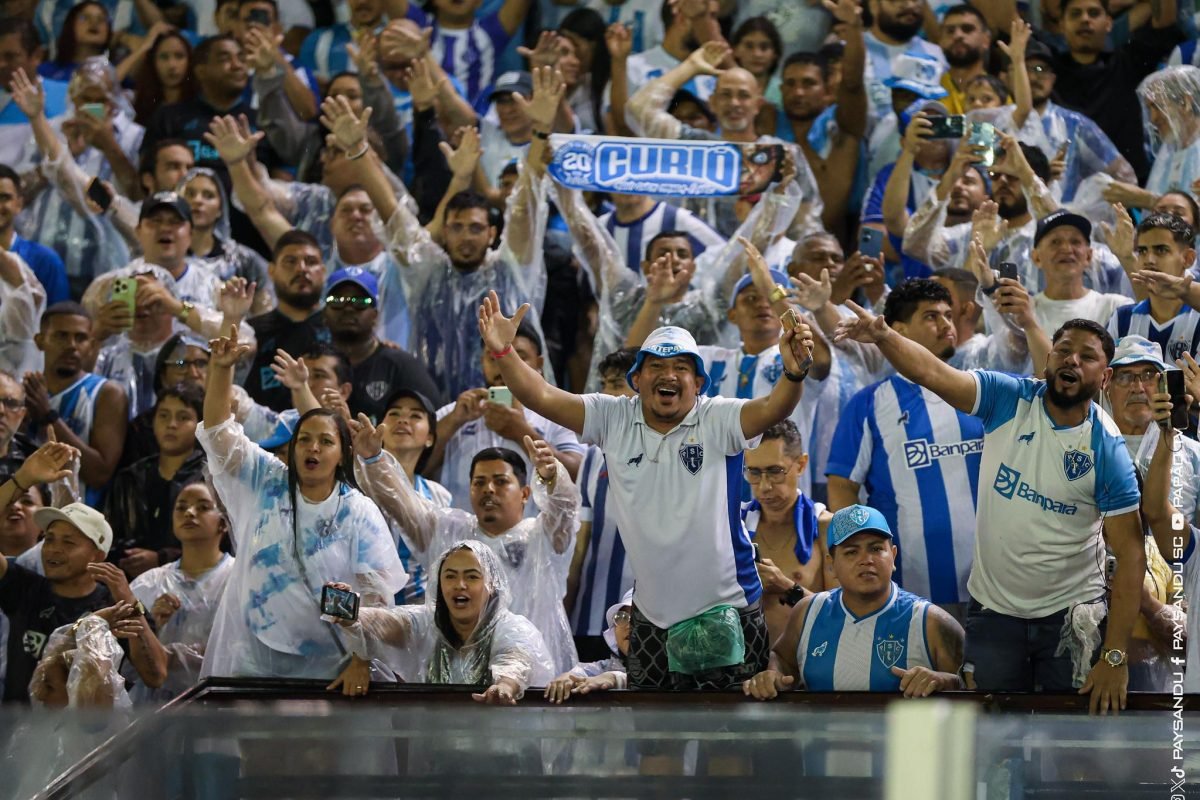 2 a 1 sobre o Floresta, o time bicolor alcançou a marca de cinco partidas consec