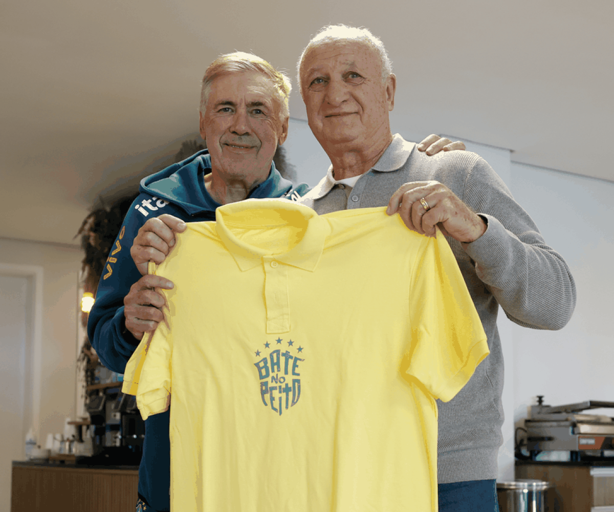 Felipão recebe homenagem na Granja Comary e aconselha seleção na busca pelo hexa