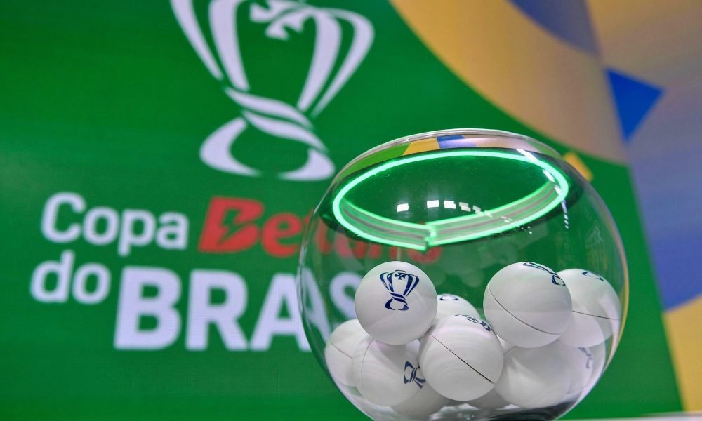 um critério da CBF. Se for considerada a classificação geral do Campeonato Parae