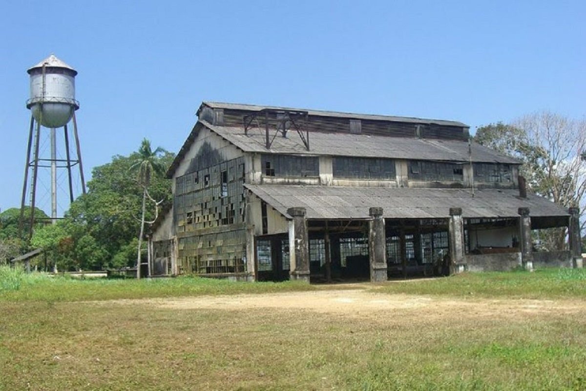 to, as casas da Vila Americana, o convento, a escola Henry Ford, o Cine Patinha