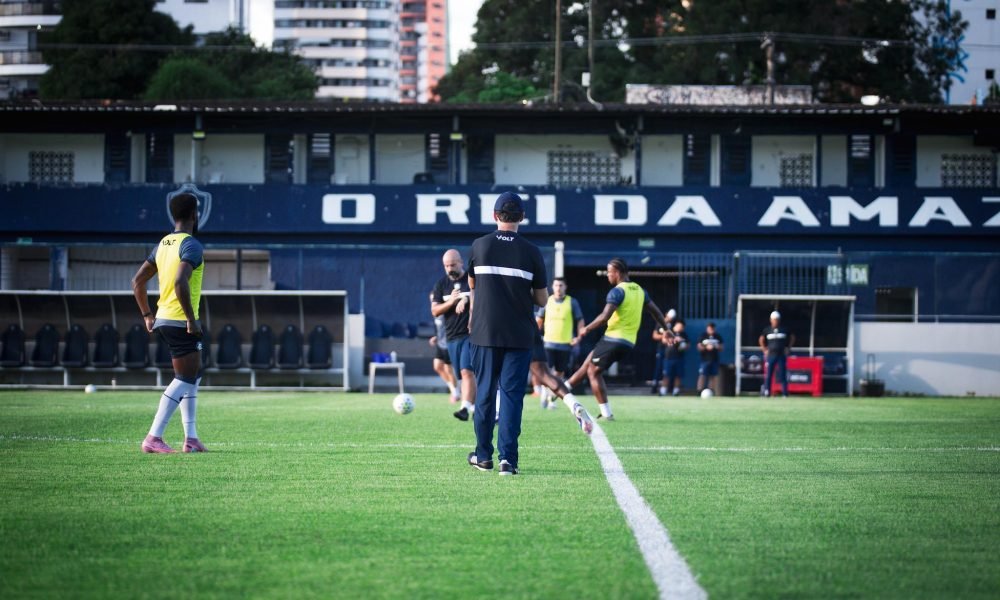 tância para o Leão Azul, que quer fechar a primeira parte da disputa com, pelo m