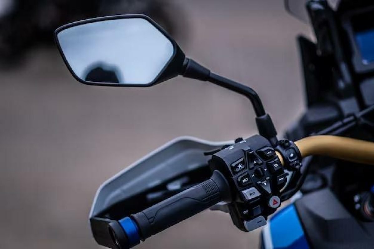 um motociclista que praticava o chamado "grau" na tarde desta semana no bairro C